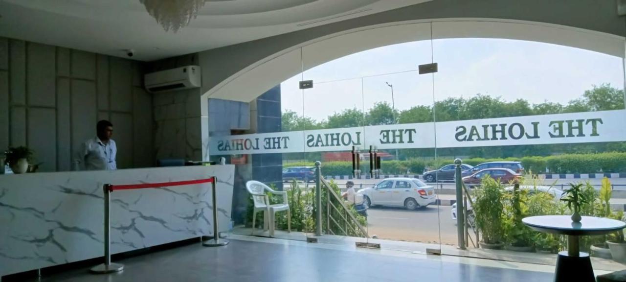 Hotel Lohias Delhi Airport New Delhi Bagian luar foto