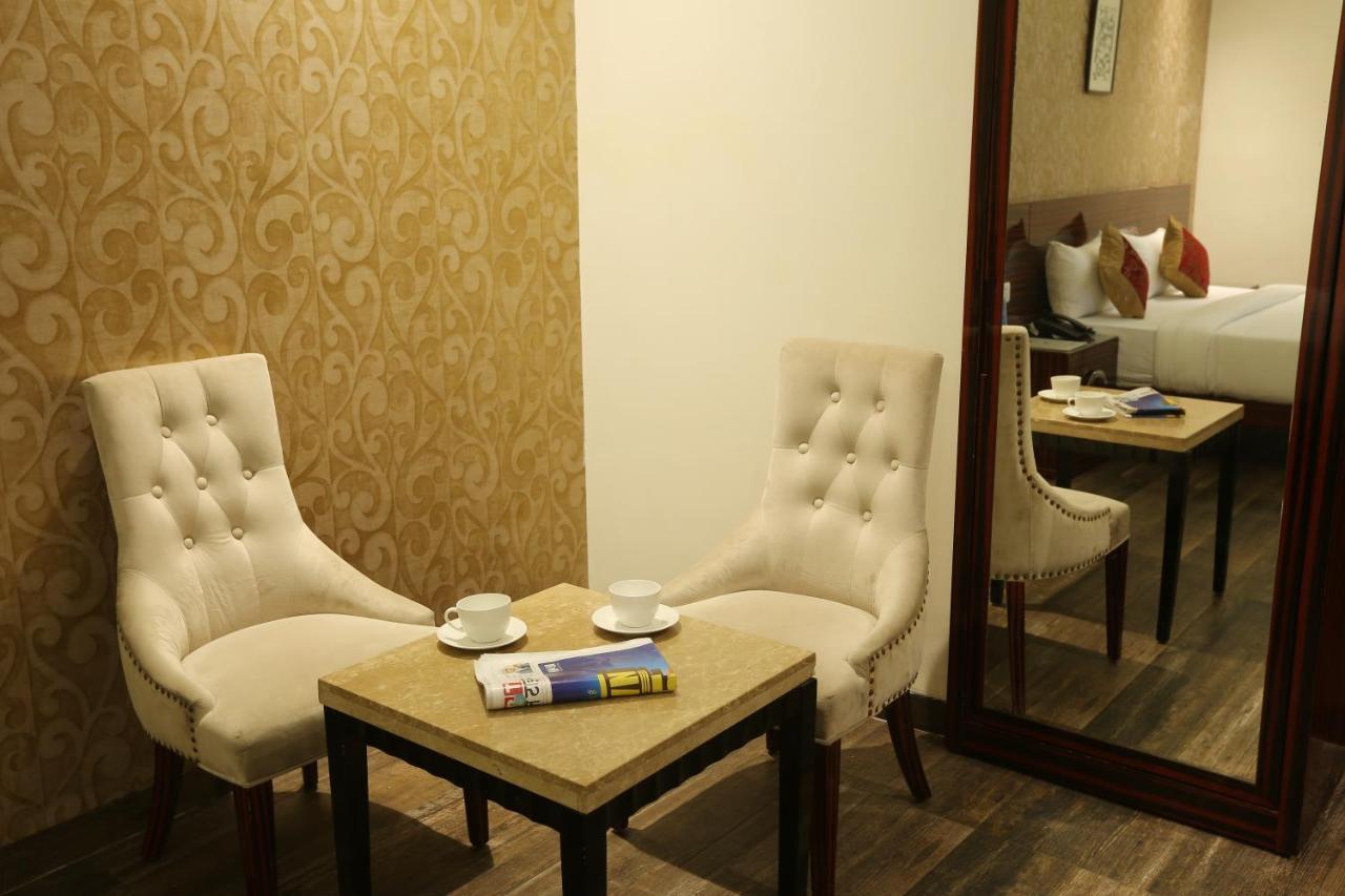 Hotel Lohias Delhi Airport New Delhi Bagian luar foto