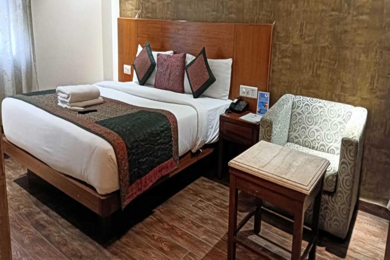 Hotel Lohias Delhi Airport New Delhi Bagian luar foto