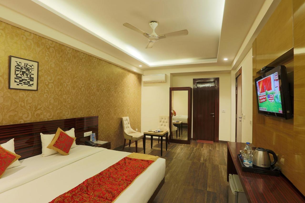Hotel Lohias Delhi Airport New Delhi Bagian luar foto